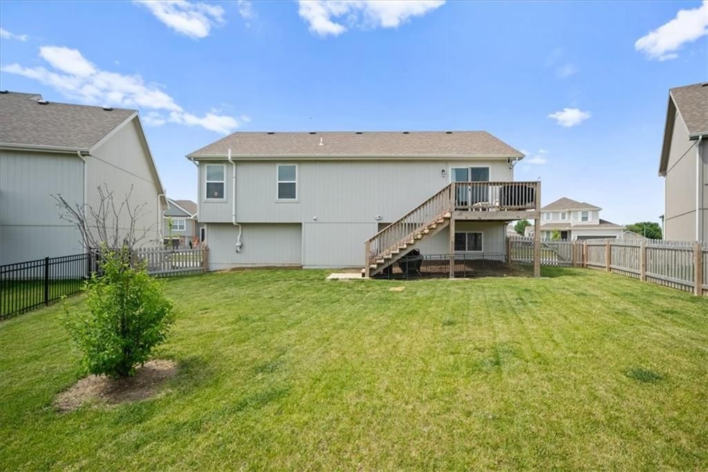 723 Connor Street — photo 23