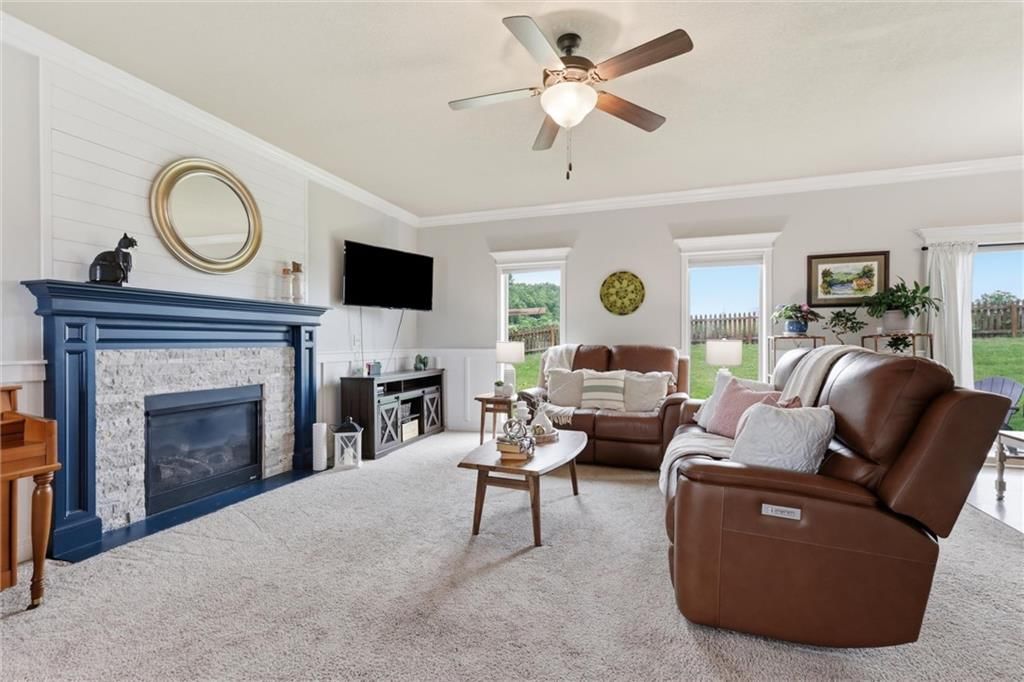 1406 Silhouette Drive — photo 11