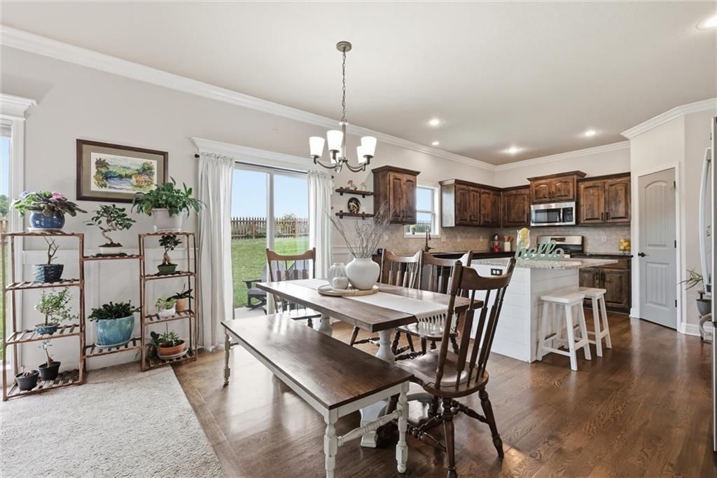 1406 Silhouette Drive — photo 12