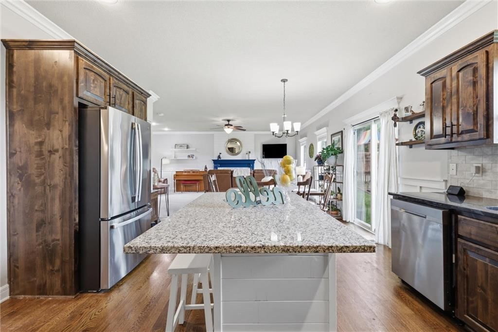 1406 Silhouette Drive — photo 18