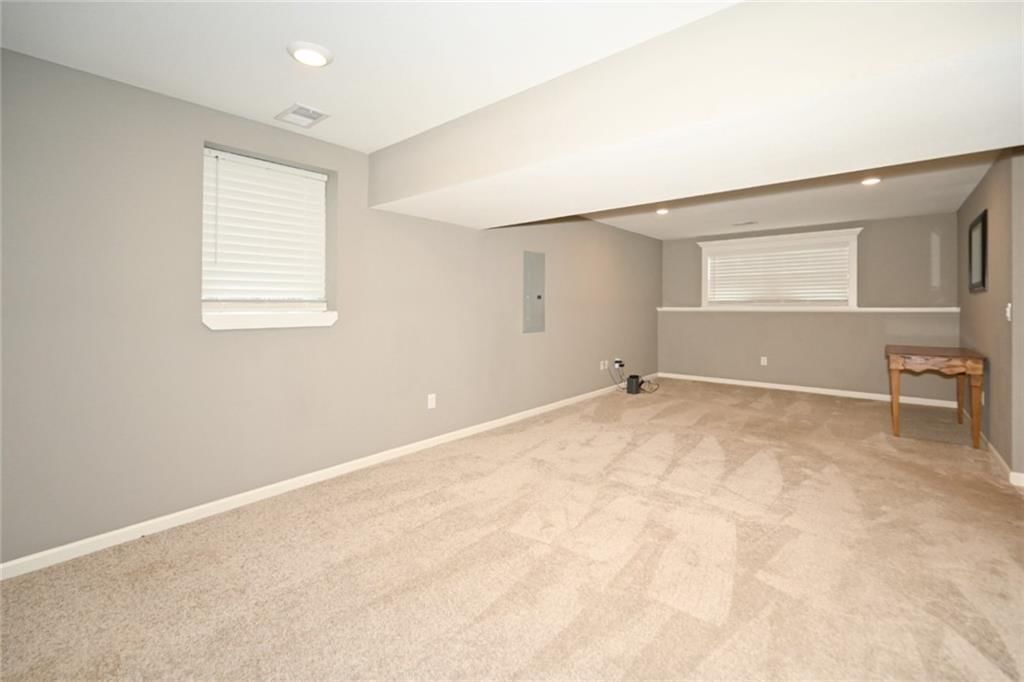 1103 E 18th Street — photo 25