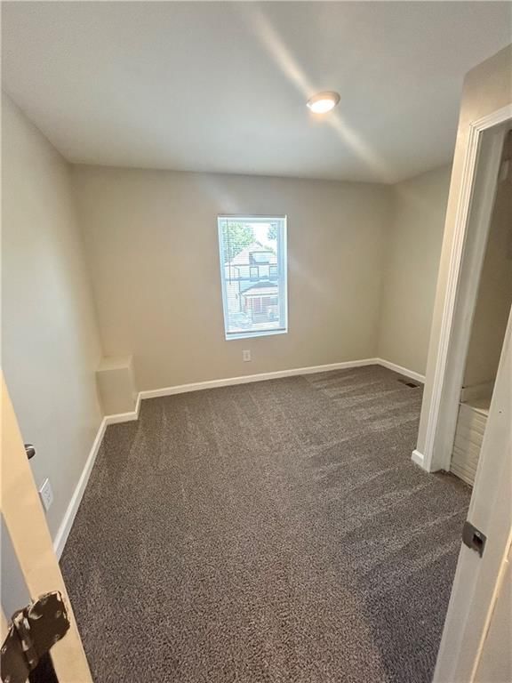 5246 Lyon Avenue — photo 13