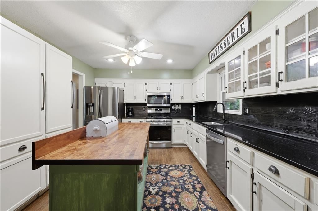2821 TEPEE Avenue — photo 10