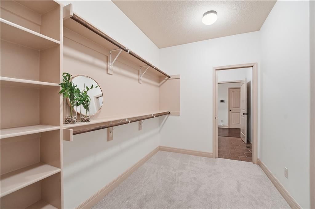 8806 N Norton Avenue — photo 32