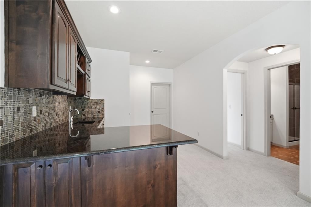 8806 N Norton Avenue — photo 39