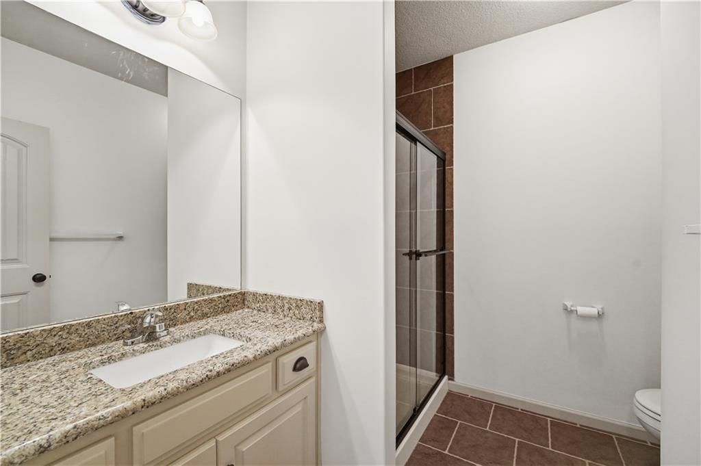8806 N Norton Avenue — photo 44