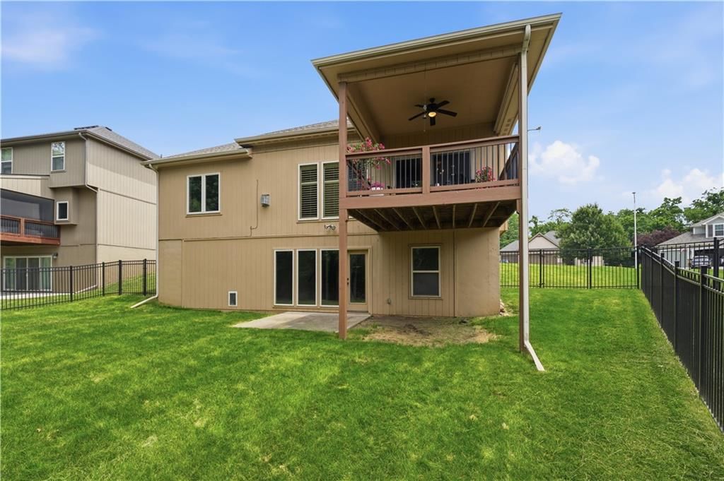 8806 N Norton Avenue — photo 47