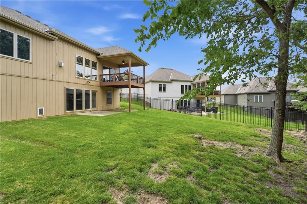 8806 N Norton Avenue — photo 50