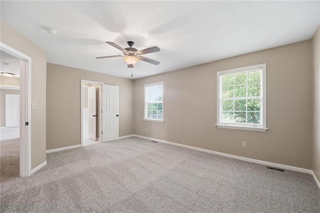 908 SE 12th Street — photo 31