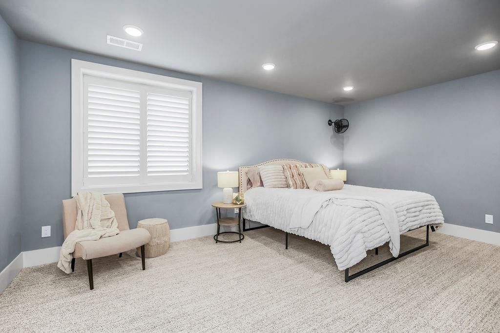 2270 Scenic View Drive — photo 31