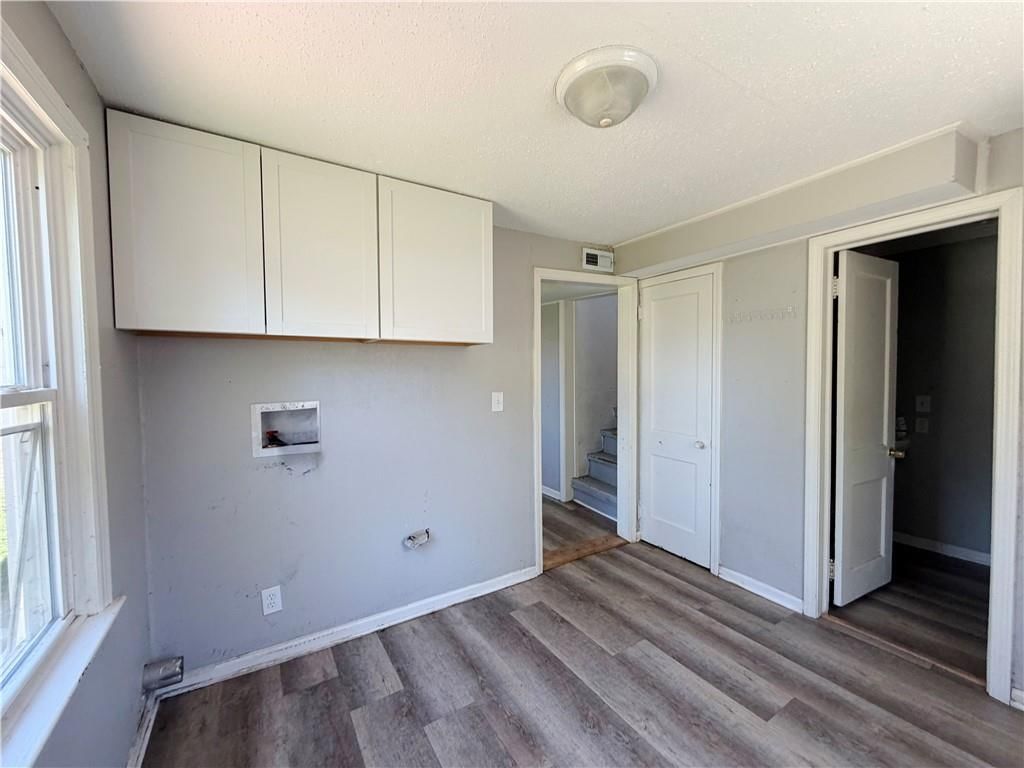 102 W Black Diamond Street — photo 9