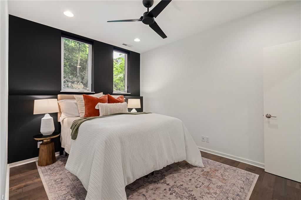 2549 Tracy Avenue — photo 31