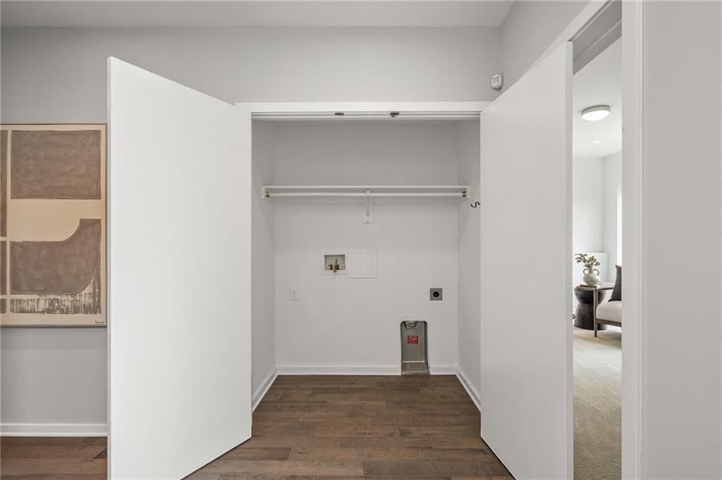 2549 Tracy Avenue — photo 45