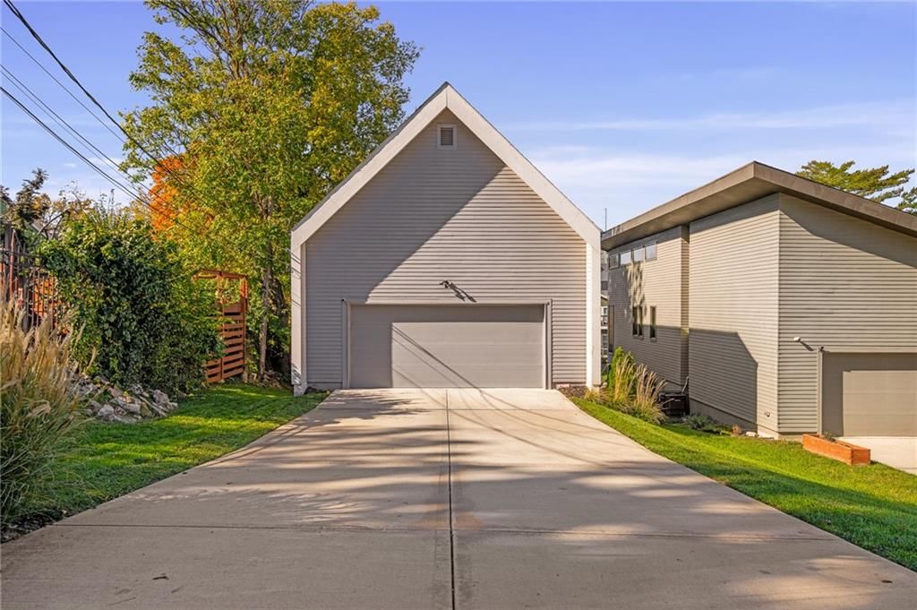 2549 Tracy Avenue — photo 48