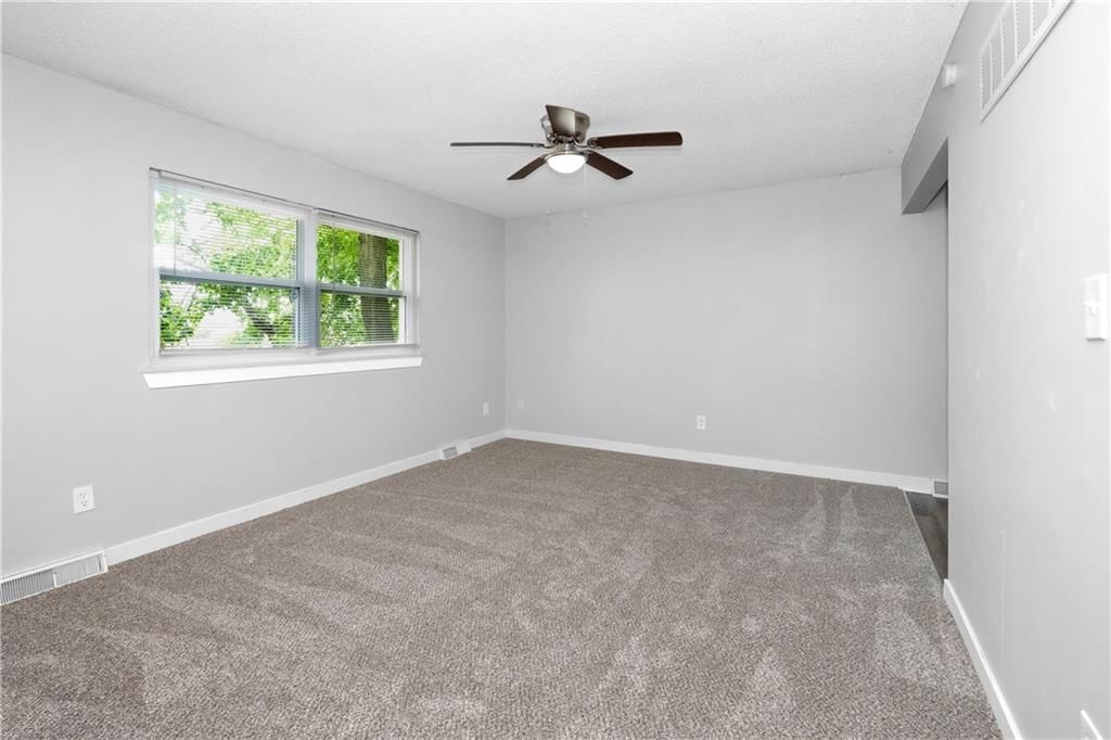 102 Cooper Street — photo 3