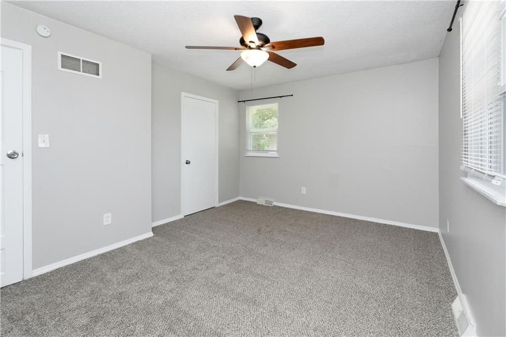 102 Cooper Street — photo 9