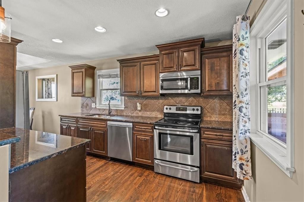 24601 W 86th Terrace — photo 11
