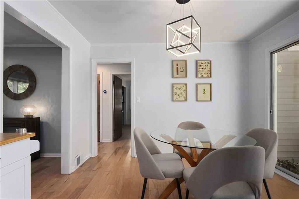2311 W 76th Street — photo 7