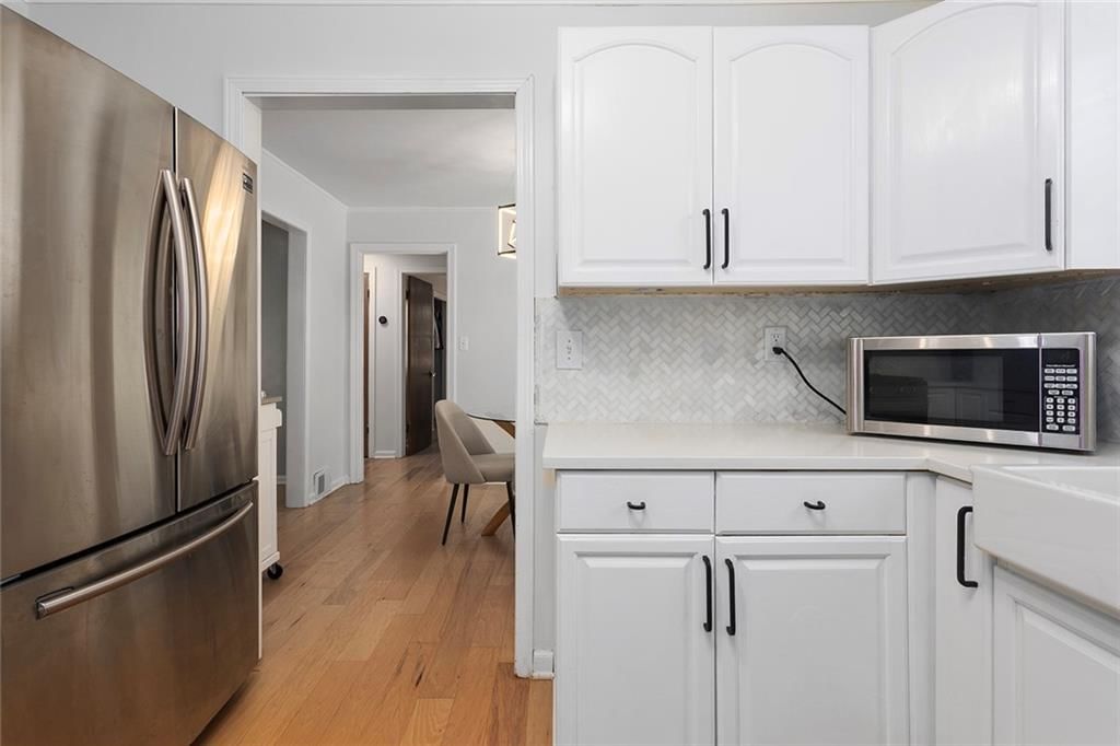 2311 W 76th Street — photo 10