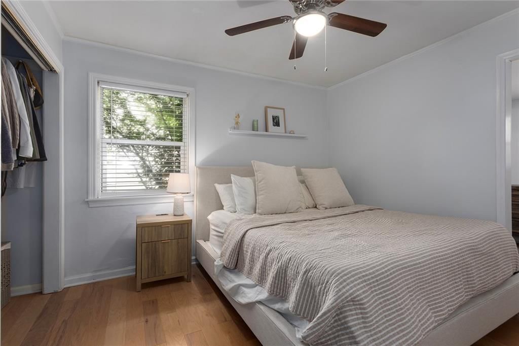 2311 W 76th Street — photo 16