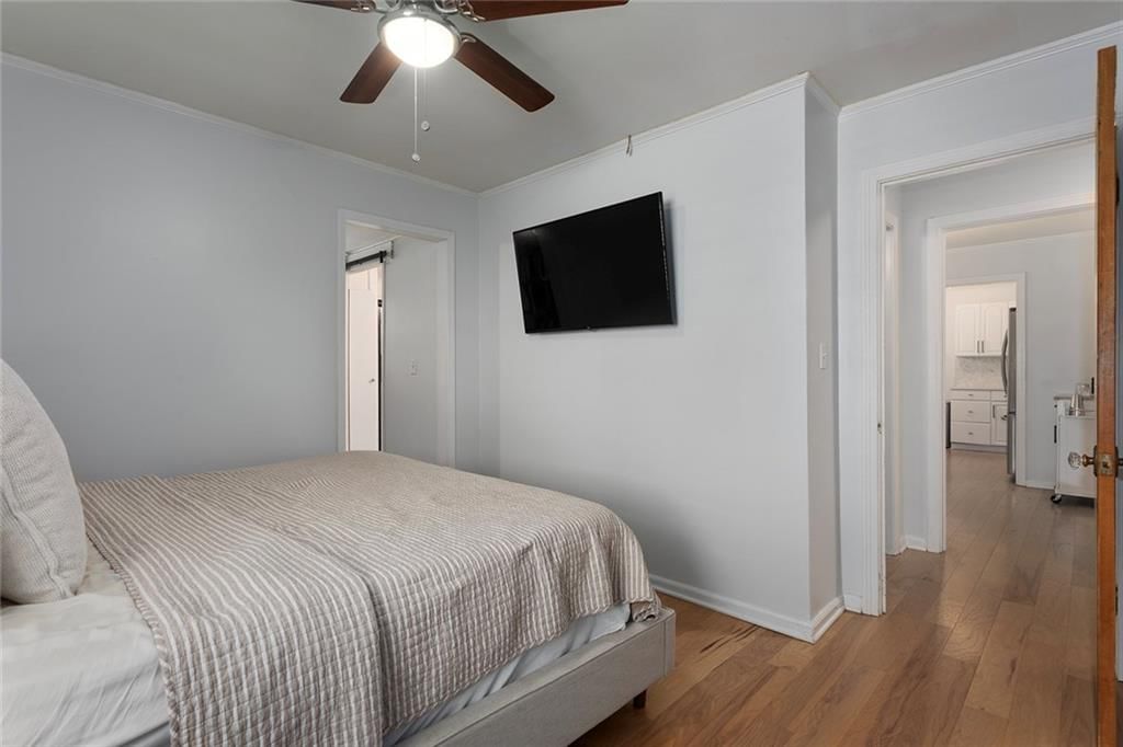 2311 W 76th Street — photo 17