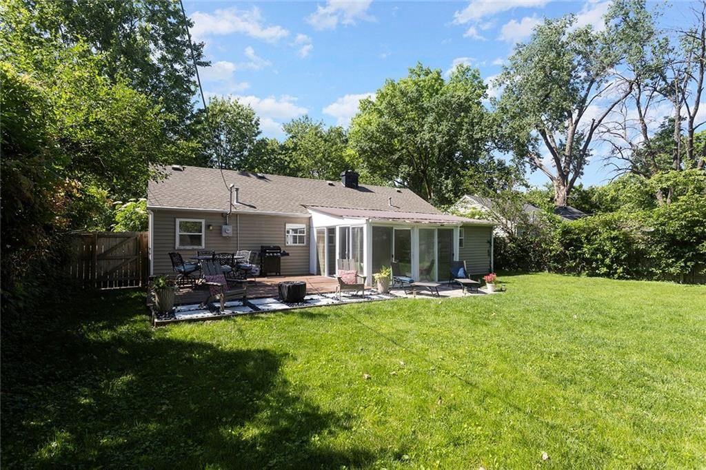 2311 W 76th Street — photo 28