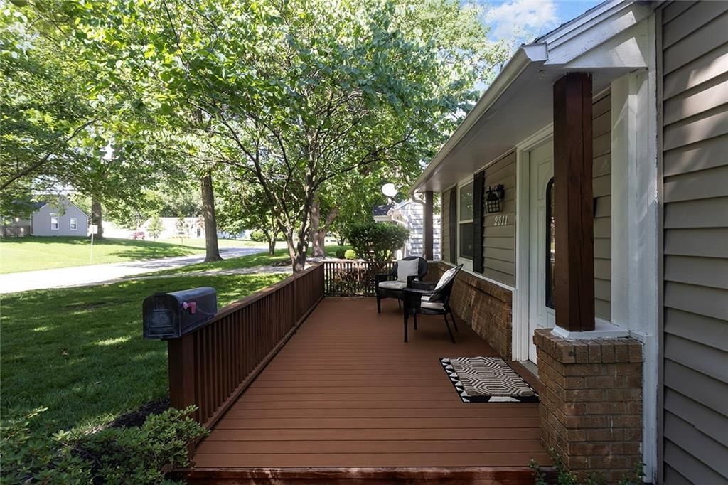 2311 W 76th Street — photo 34