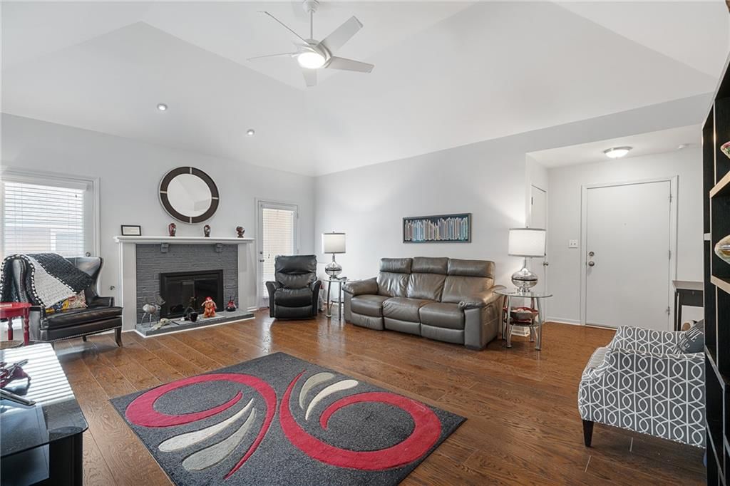 9736 Reeder Street — photo 5