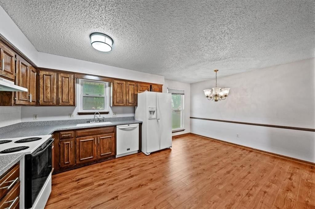 14805 S Bradley Drive — photo 6