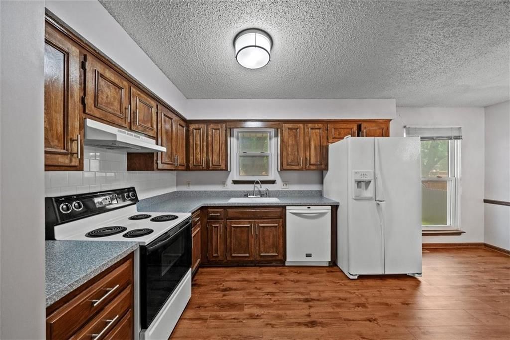 14805 S Bradley Drive — photo 7