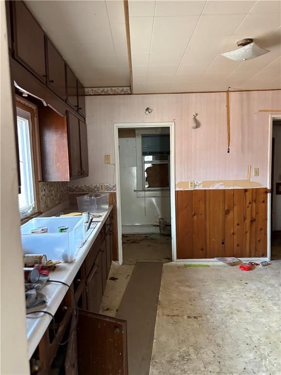 643 N Main Street — photo 12