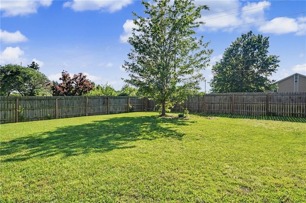 420 Cattleman Court — photo 28