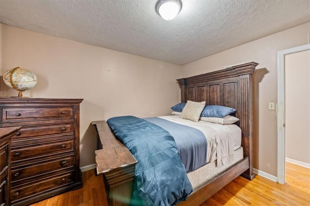 8701 Evanston Avenue — photo 9