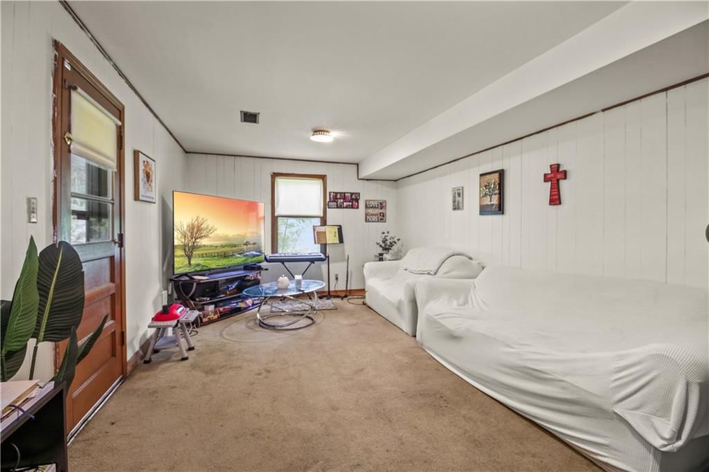 8203 E 105th Street — photo 10