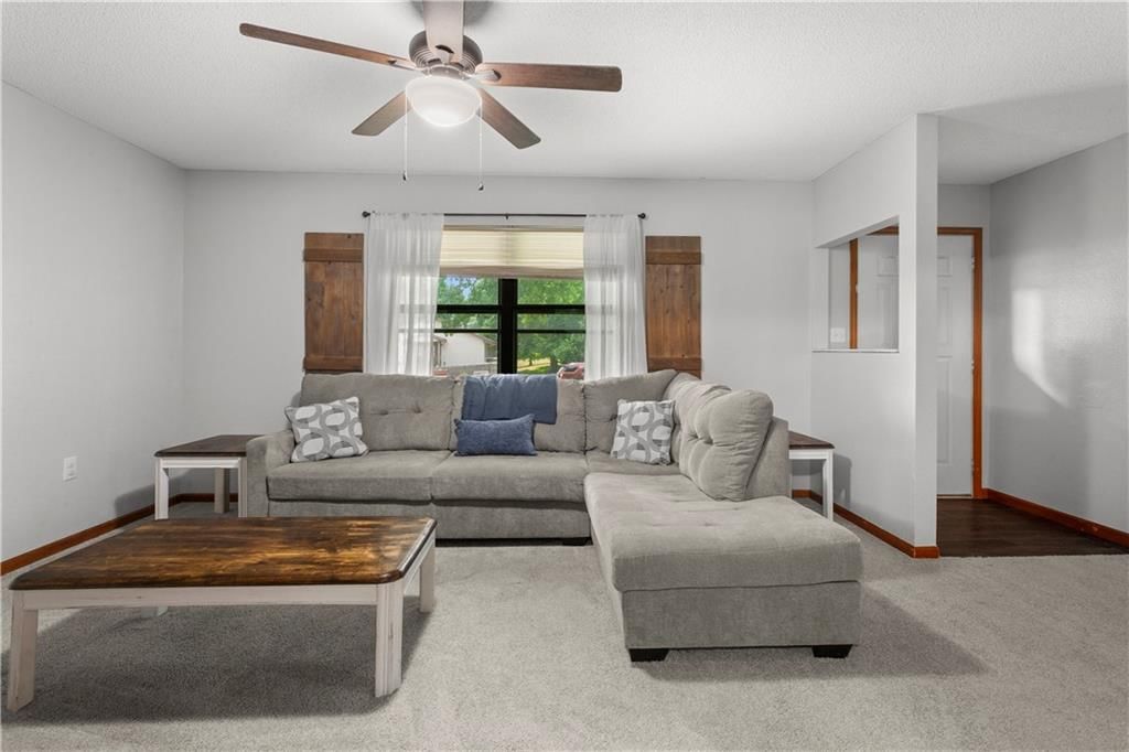 203 W Phillips Street — photo 12