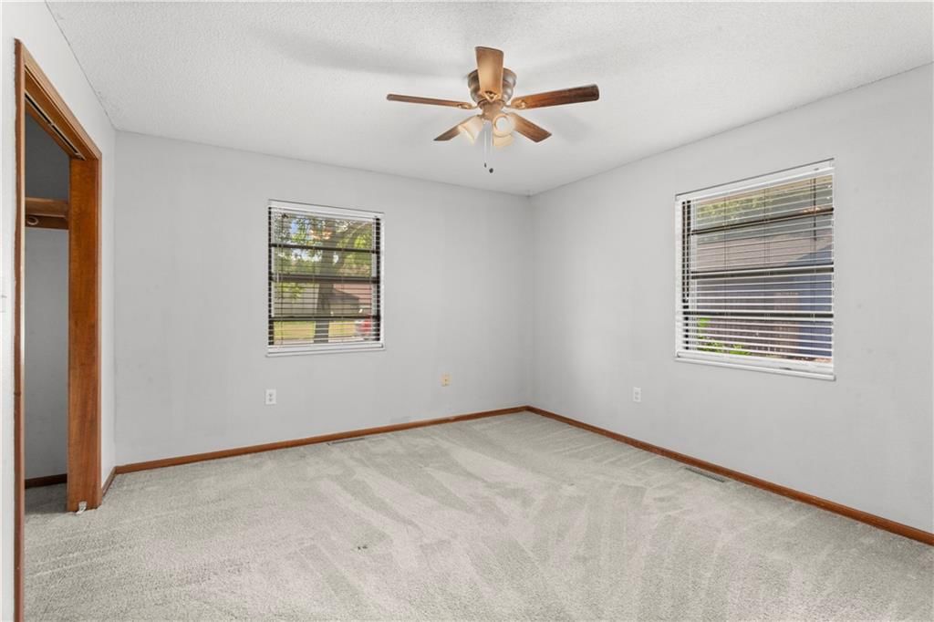 203 W Phillips Street — photo 19