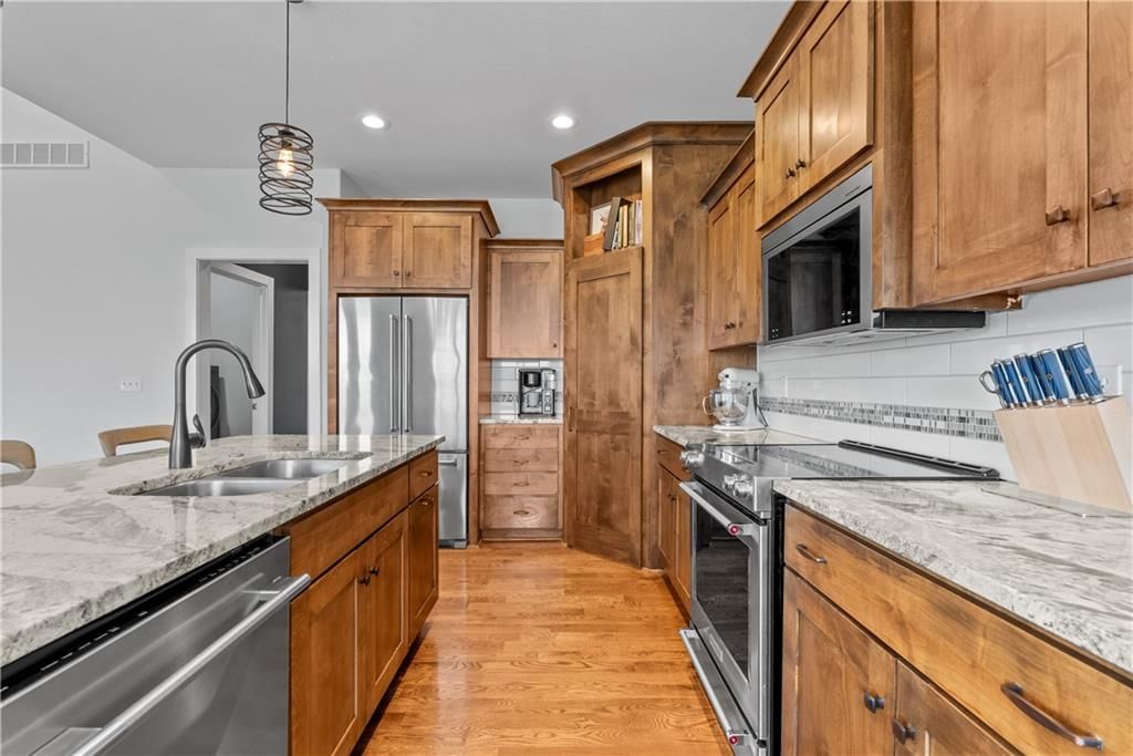 204 E Woodland Avenue — photo 11