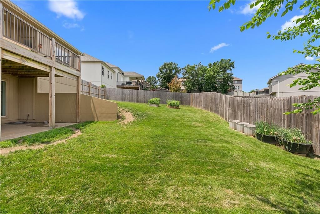 204 E Woodland Avenue — photo 34