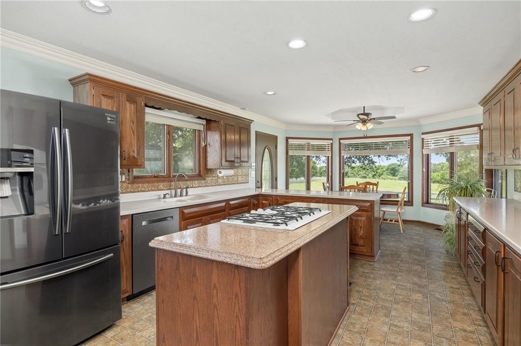 2198 NW State Route F — photo 17
