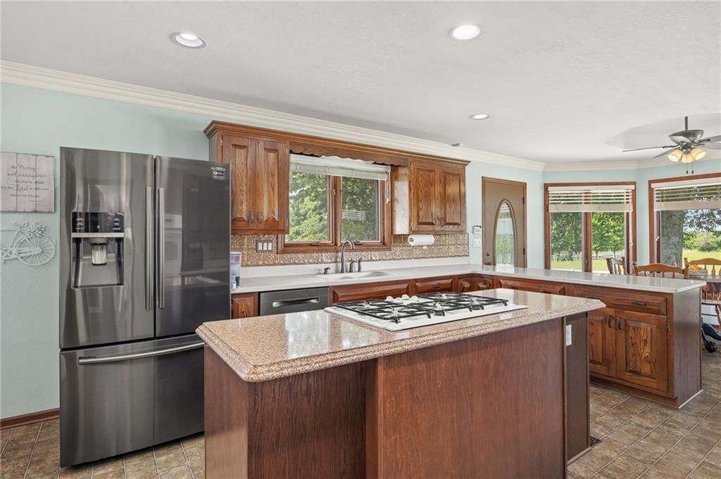 2198 NW State Route F — photo 18