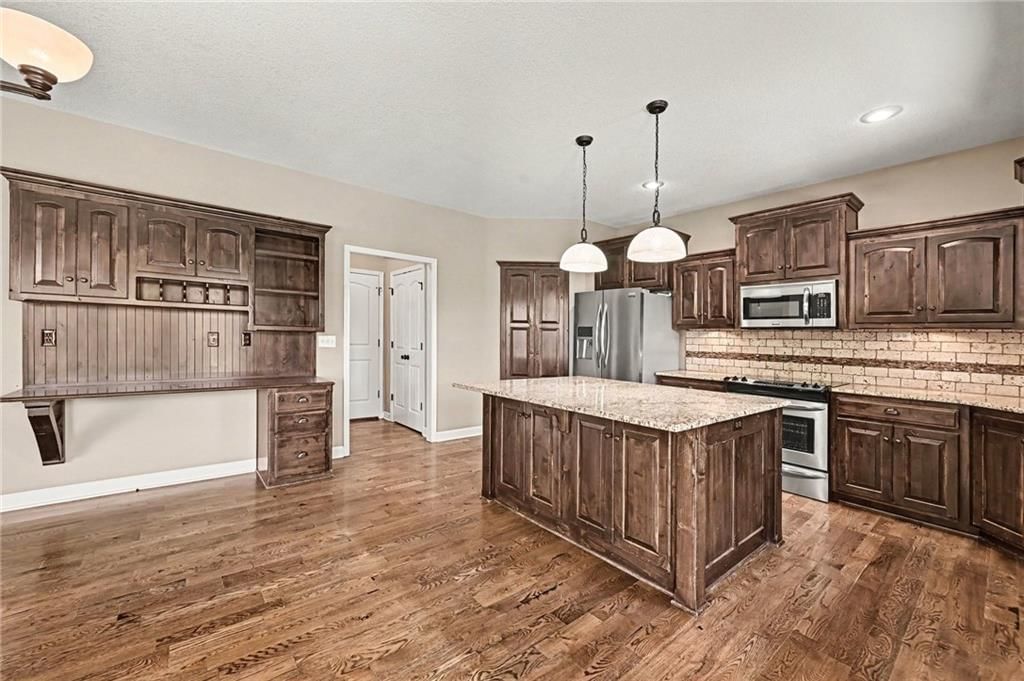 10318 N Fisk Avenue — photo 13