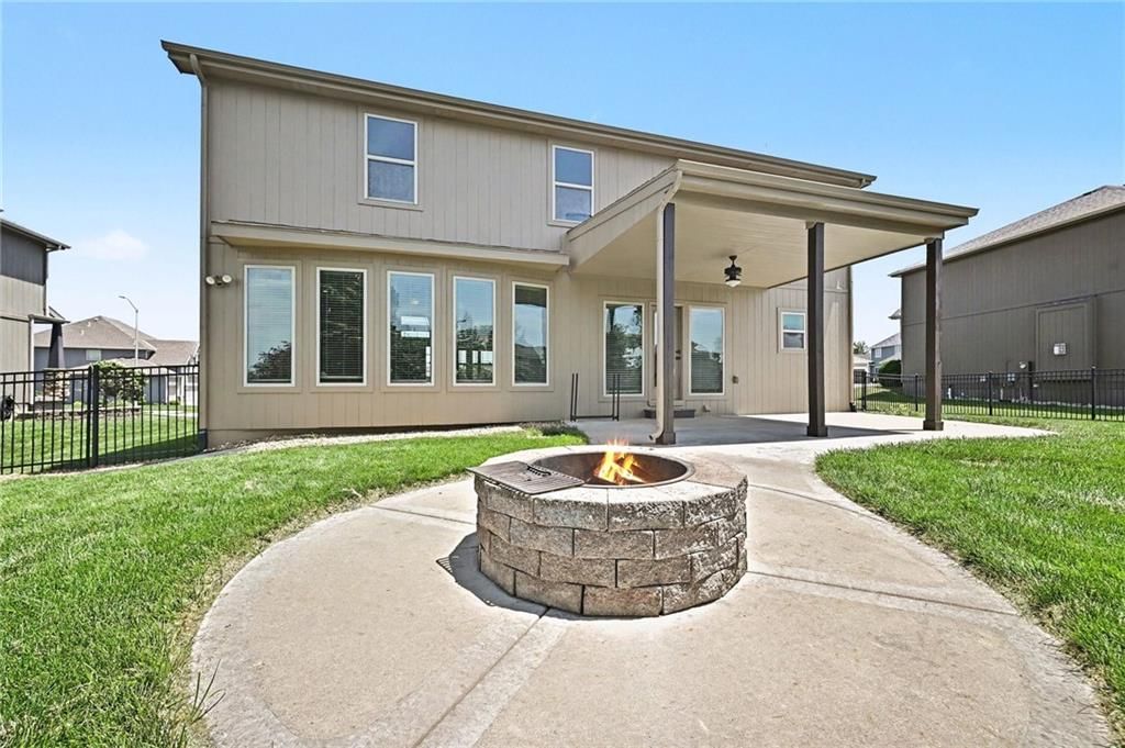 10318 N Fisk Avenue — photo 45