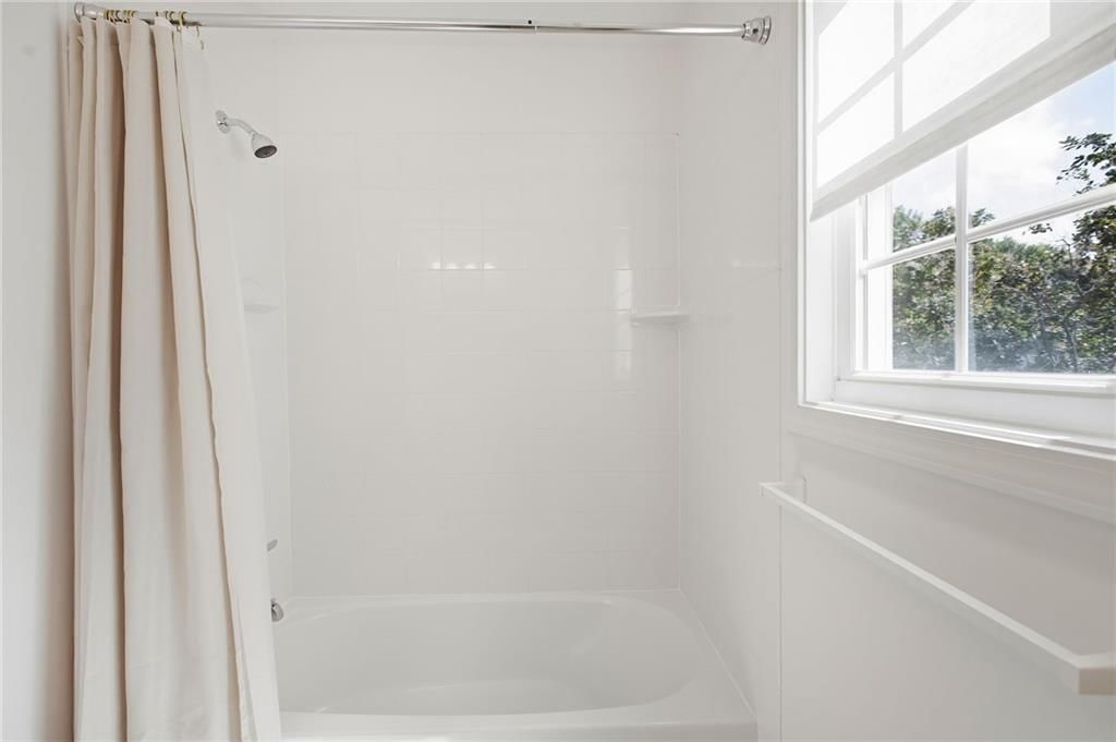 8920 Oak Street — photo 22
