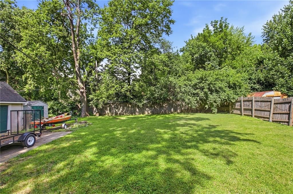8920 Oak Street — photo 29