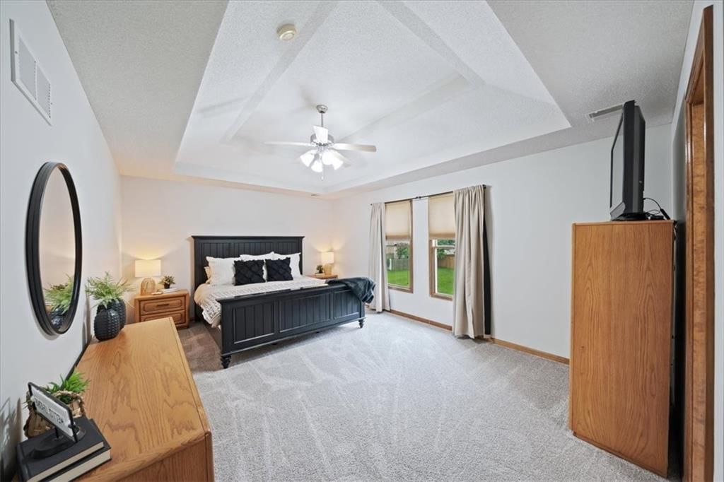 9400 N Campbell Court — photo 15