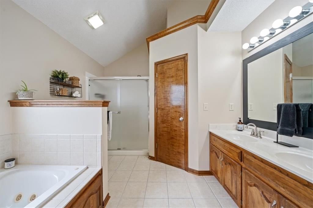 9400 N Campbell Court — photo 16