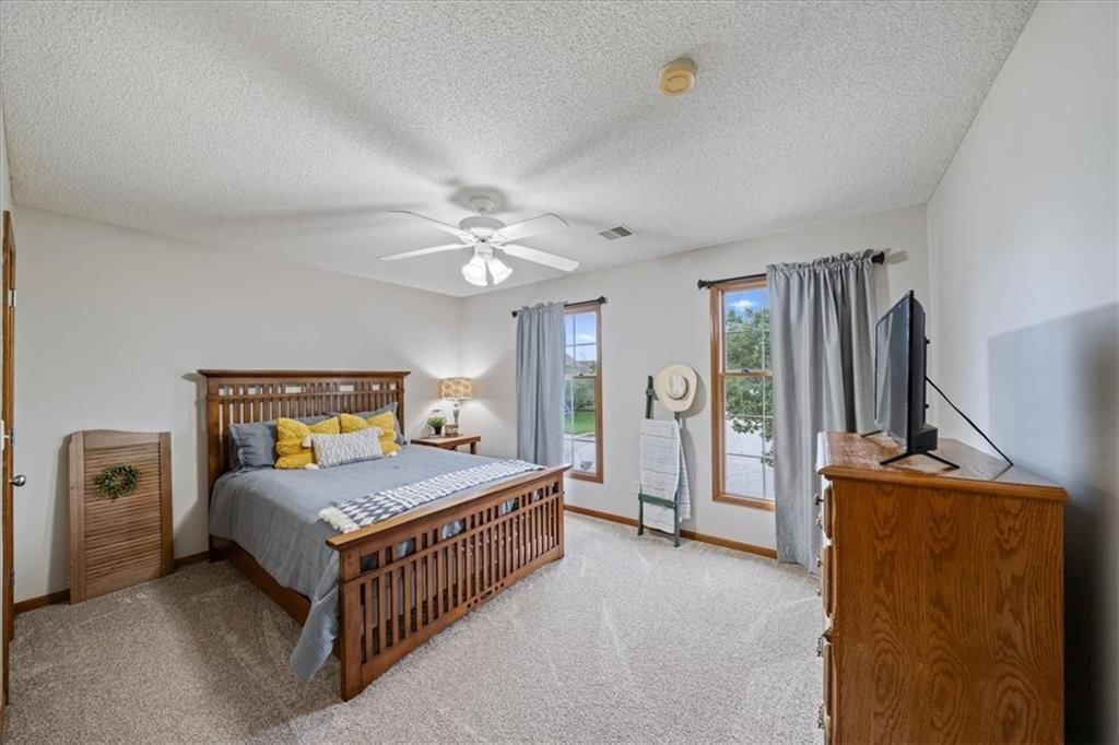9400 N Campbell Court — photo 20