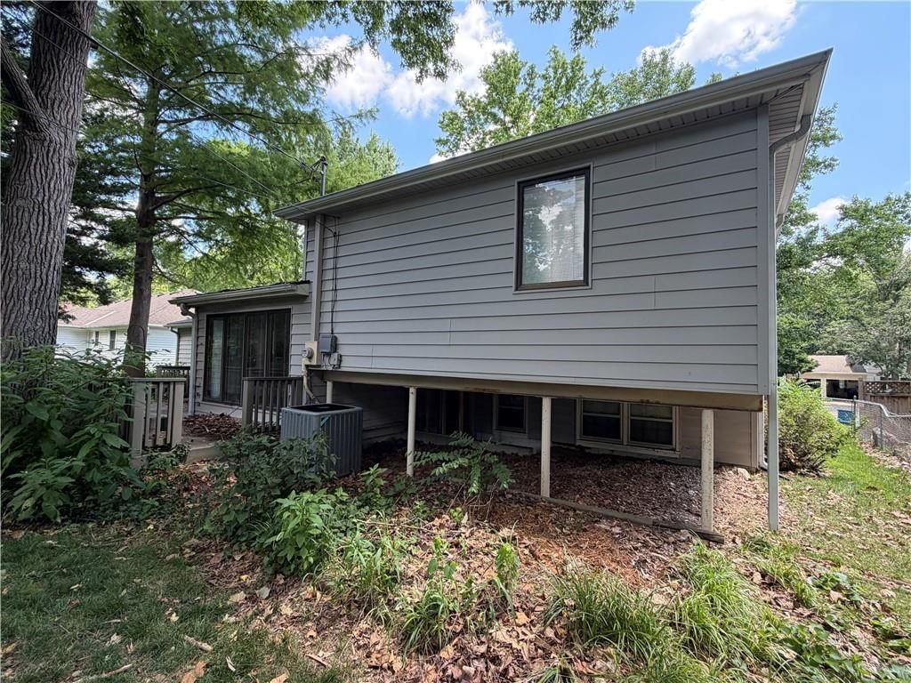 9624 Woodson Drive — photo 9
