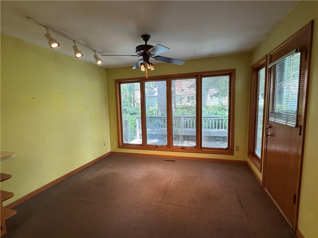 9624 Woodson Drive — photo 18