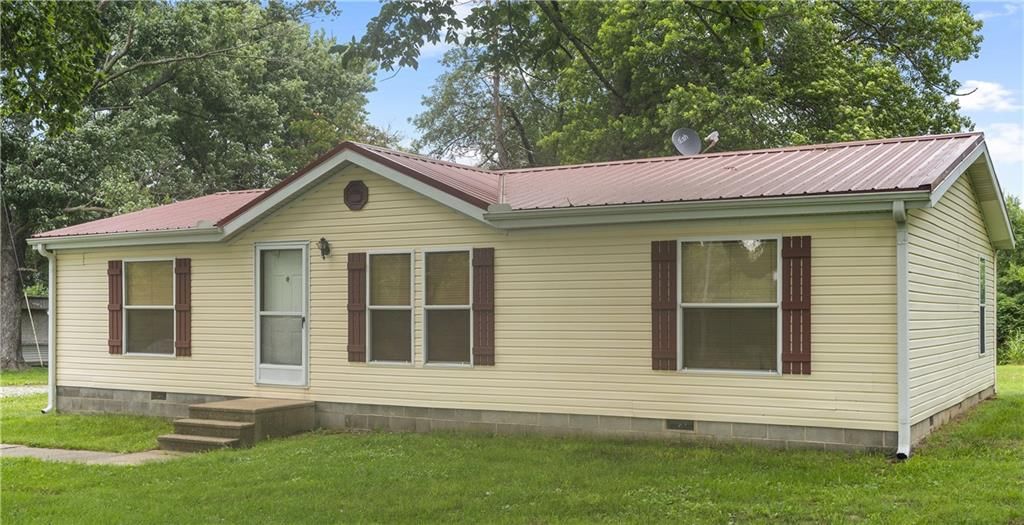 18509 S 1600 Road, Nevada, MO